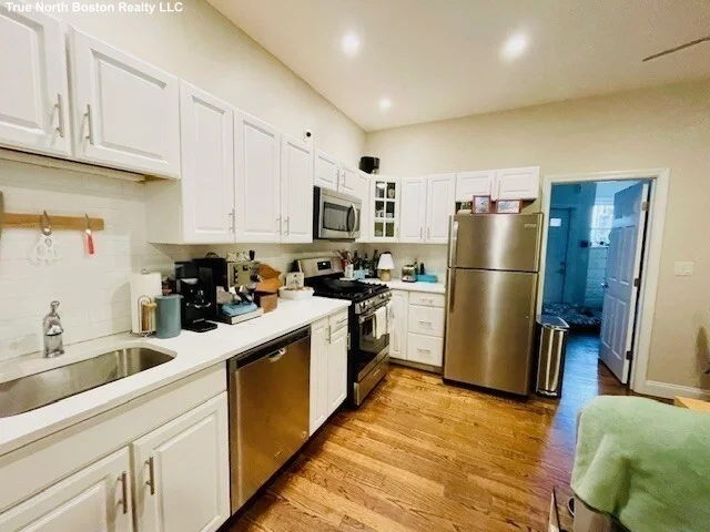 180 Endicott St, North End