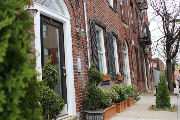 9 Chesterton St, Roxbury