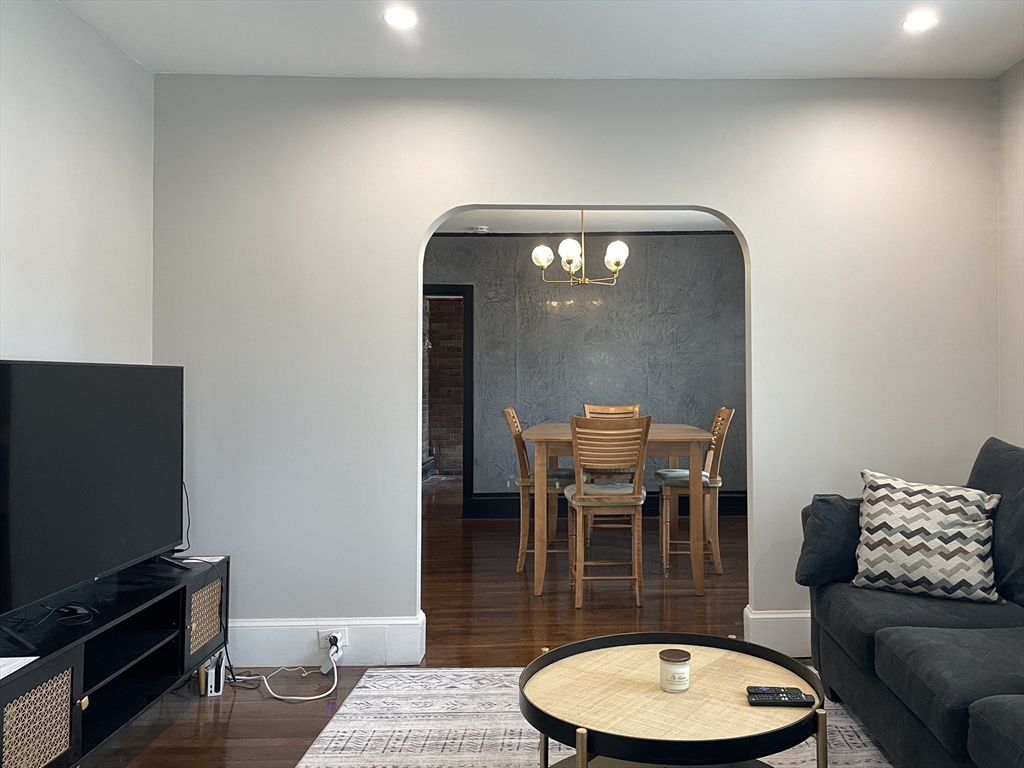 24-26 Kirk St, Winchester