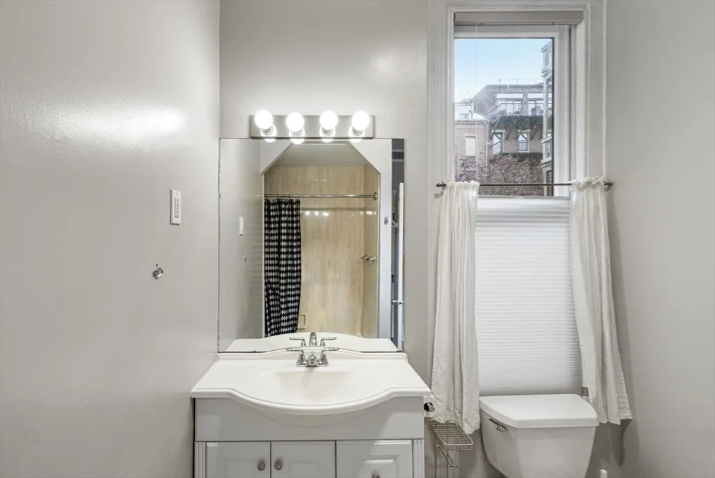 66 Waltham St, South End