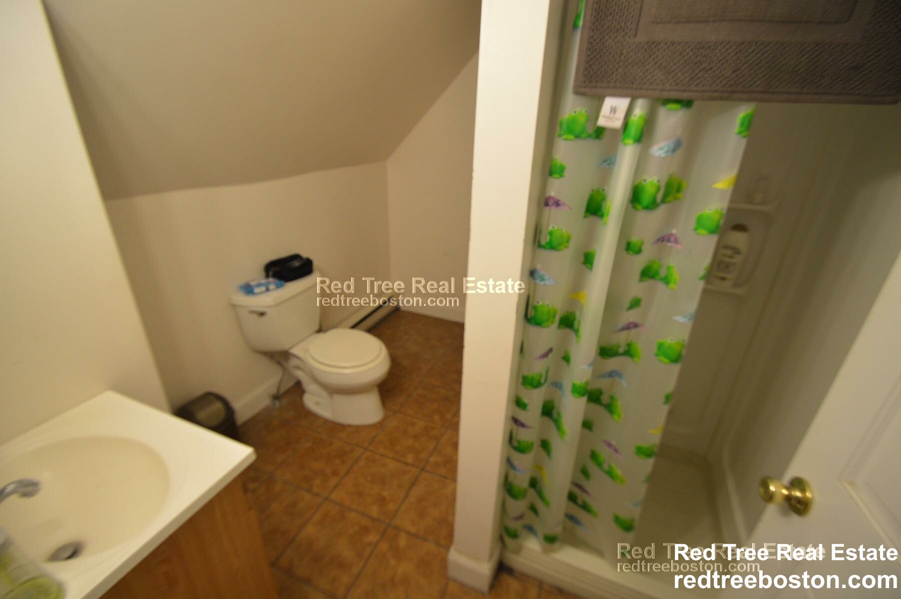 23 Pratt St, Allston