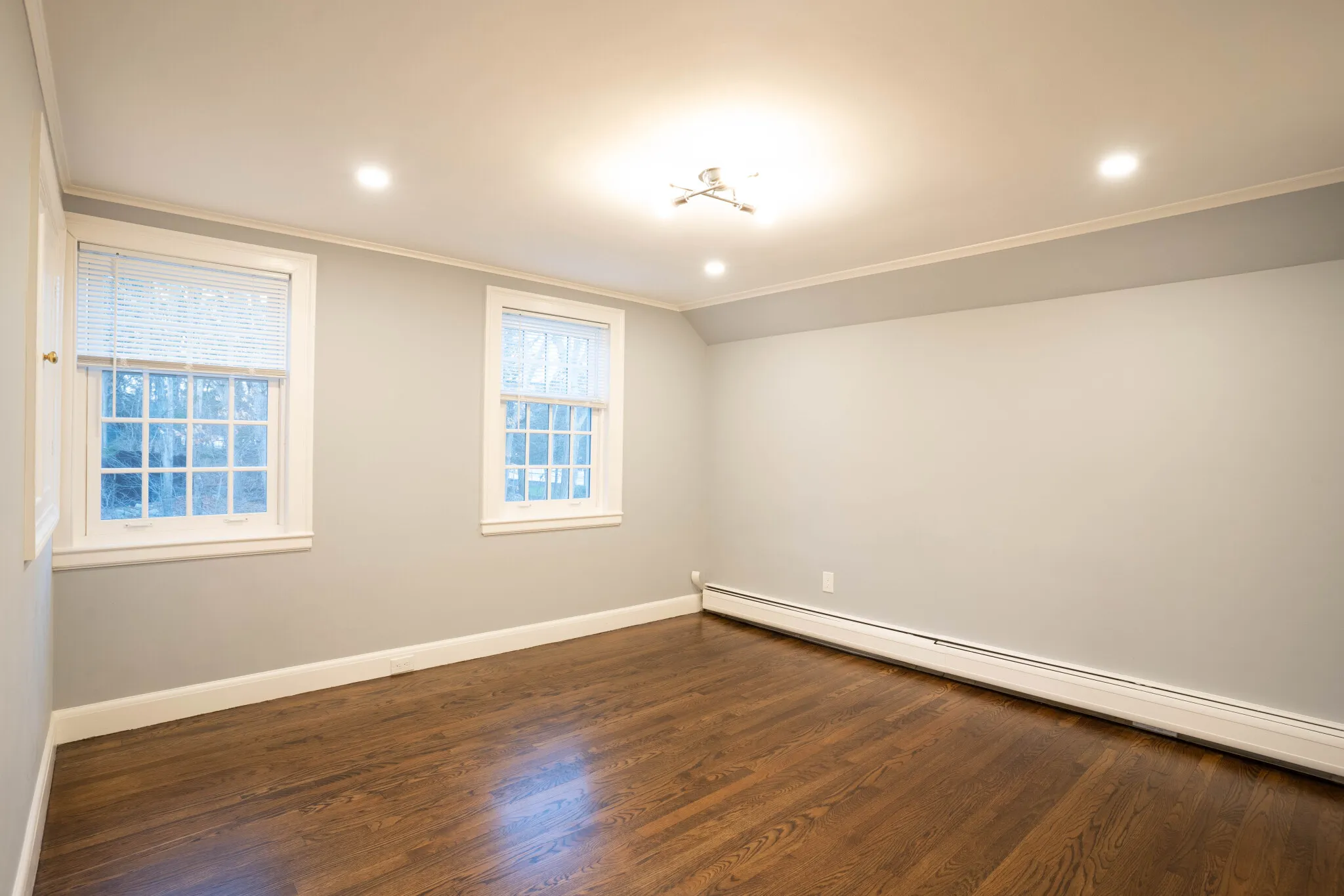 40 Puddingstone Ln, Oak Hill