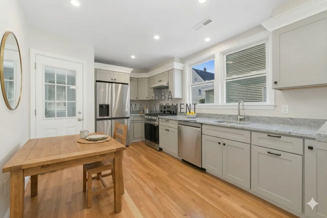 4 Benson St, Brighton