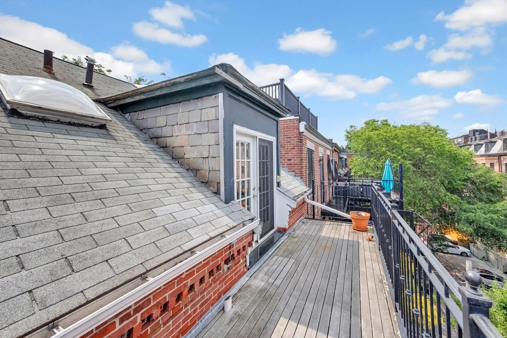 32 East Springfield St, South End