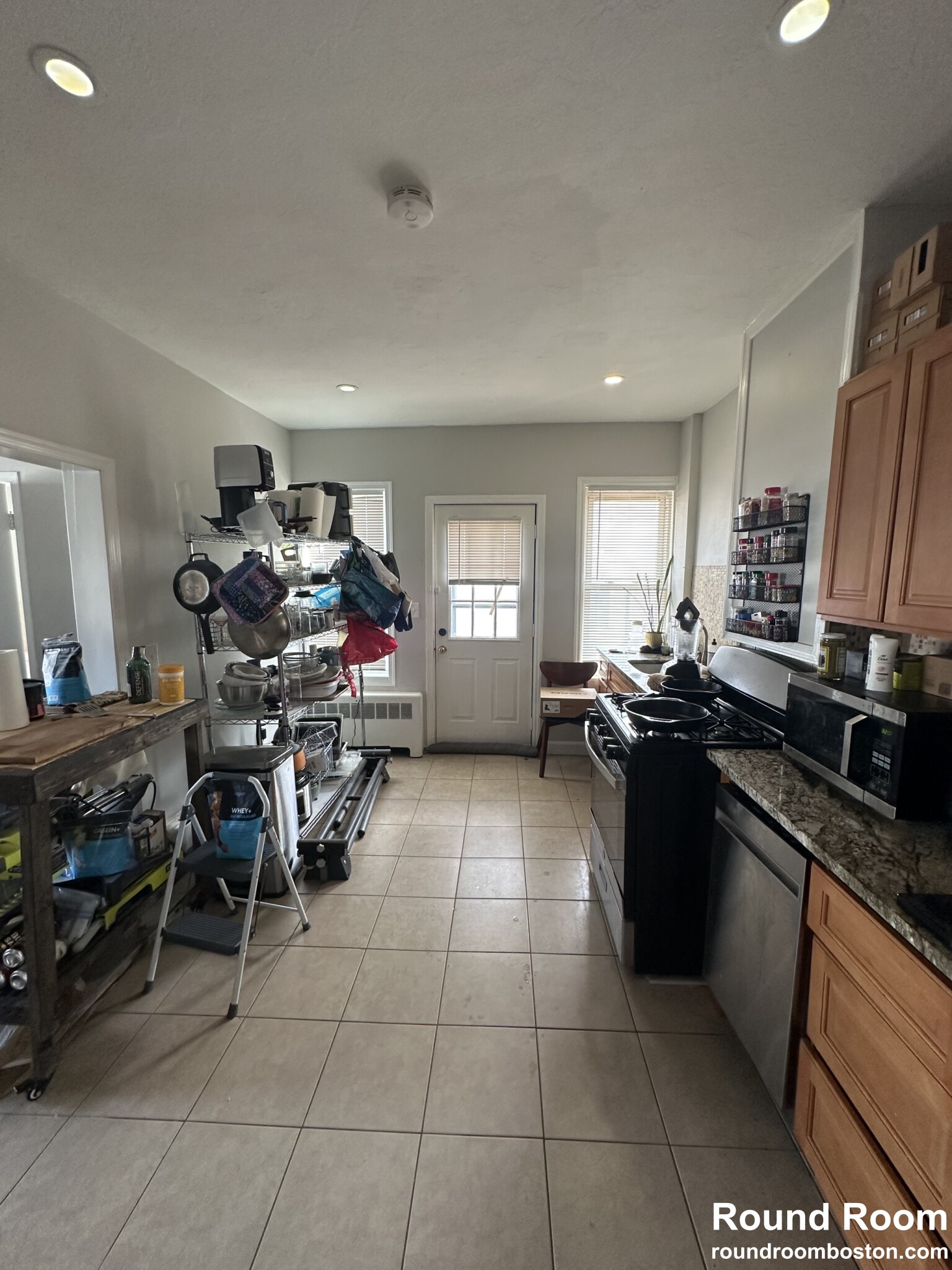 212 California St, Nonantum