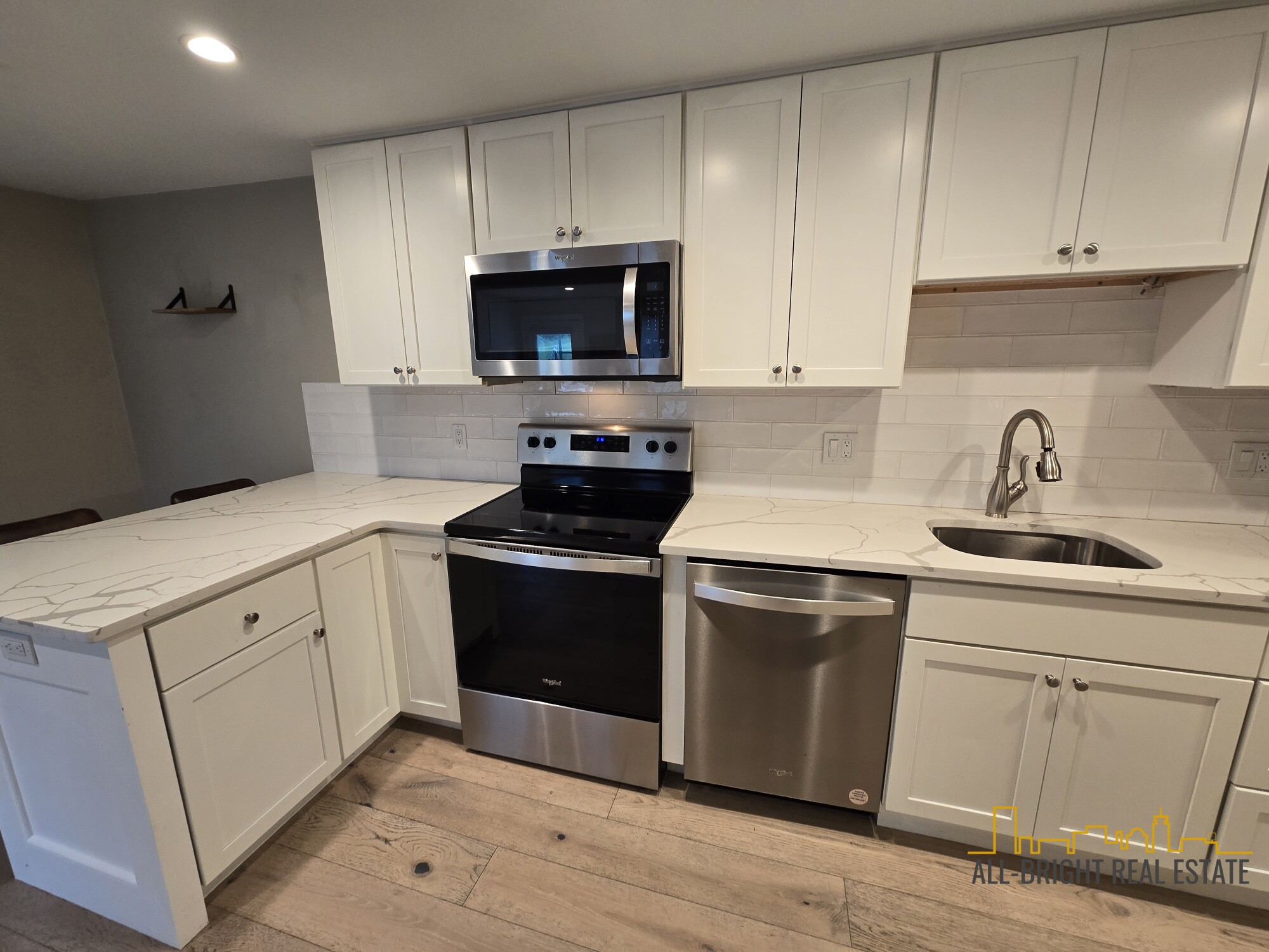 22 Faun Bar Ave, Winthrop