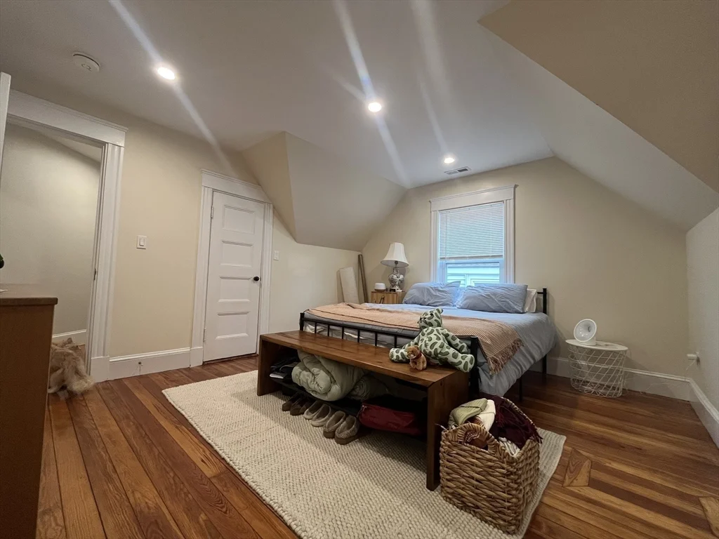 18 Colberg, Roslindale