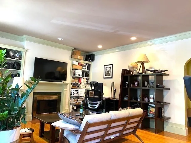 208 Fuller St, North Brookline