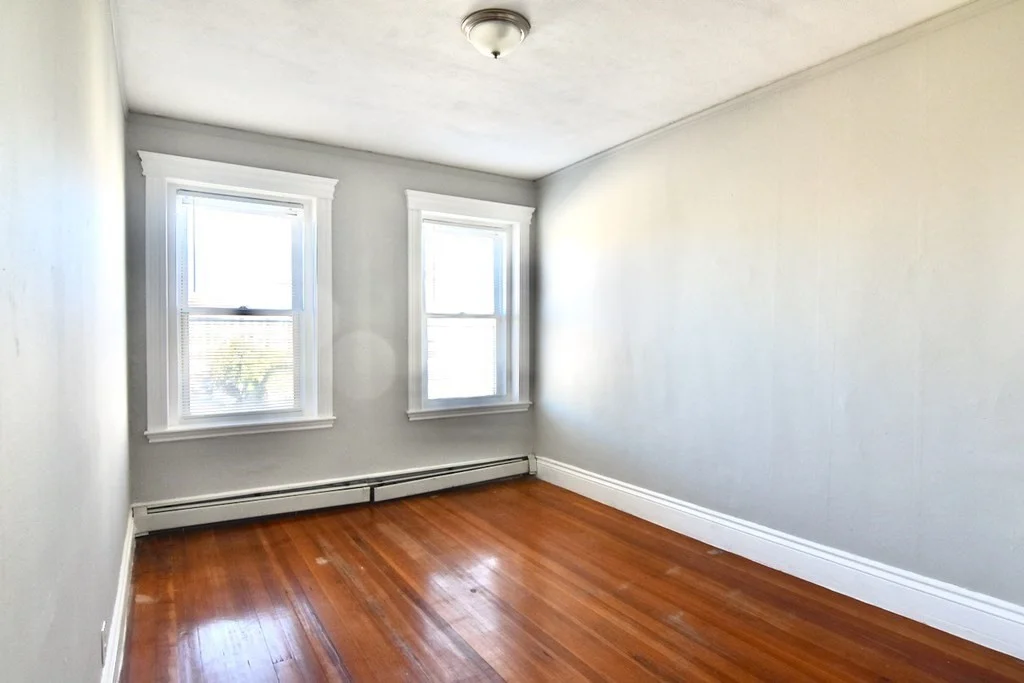 105 Homestead St, Dorchester