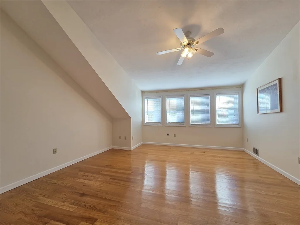 138 Quincy Shore Dr, Quincy