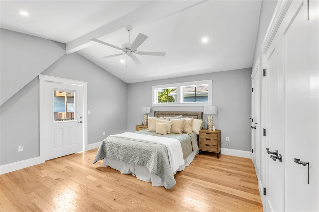 31 Woodlawn, Jamaica Plain