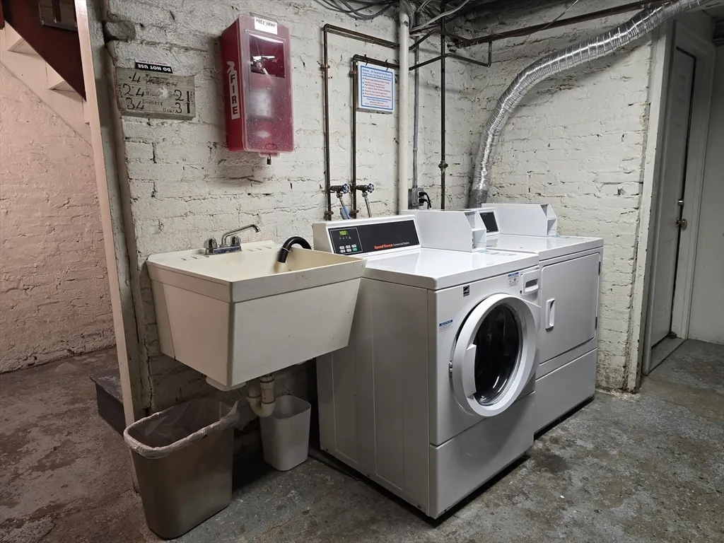 11 Story St, Harvard Square