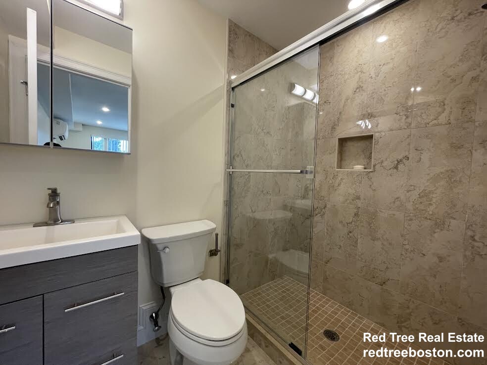 1028 Commonwealth Ave, Boston