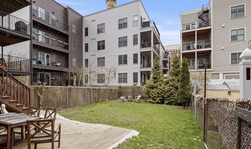 726 East 2nd, South Boston