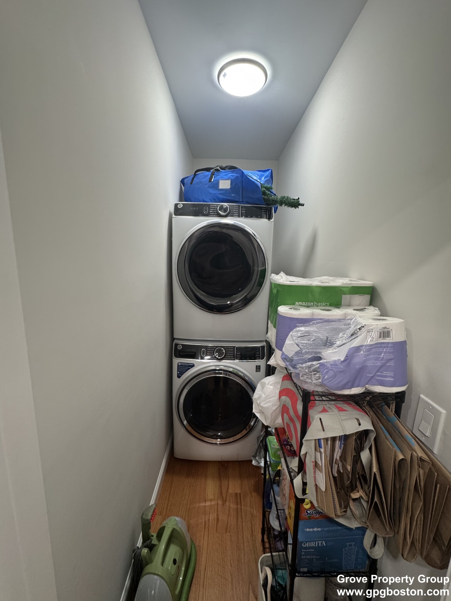 910 East 4th St, South Boston