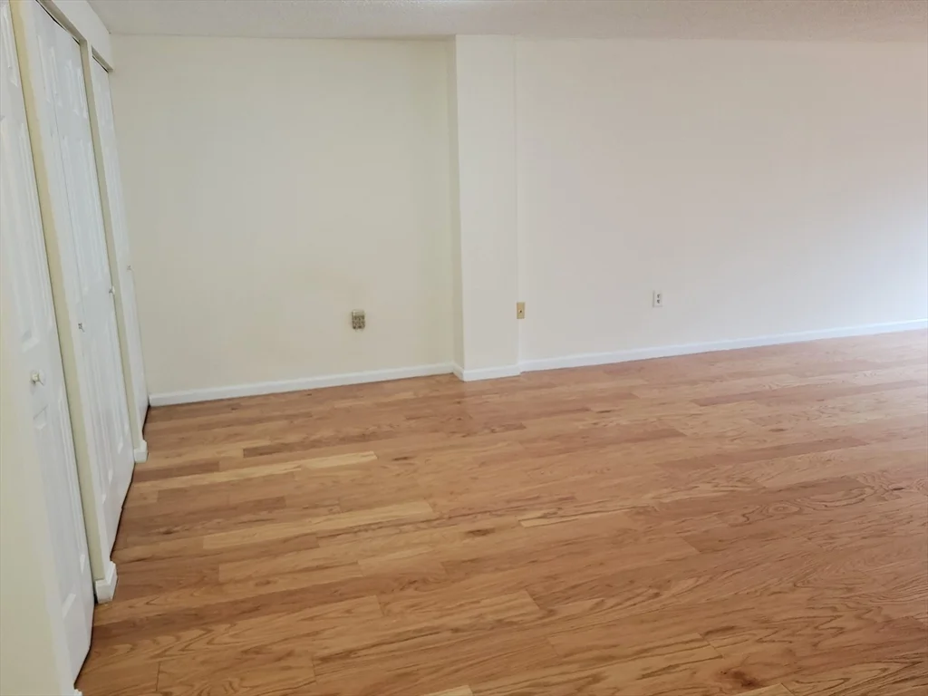 30 Revere Beach Pkwa, Medford