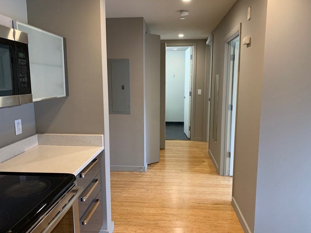 691 Massachusetts Ave, South End