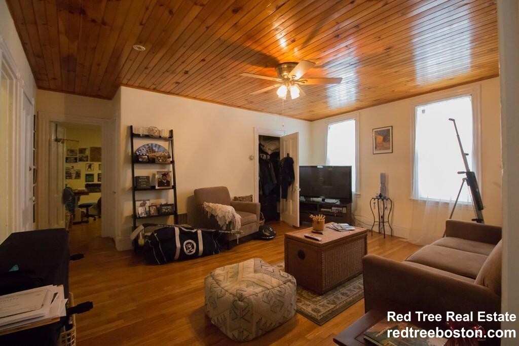 234 Cypress St, Brookline