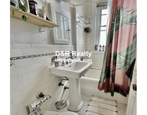 1 bed, 1 bath apartment for rent at 73 Martin St Unit 32, Porter Square — photo 13 of 13