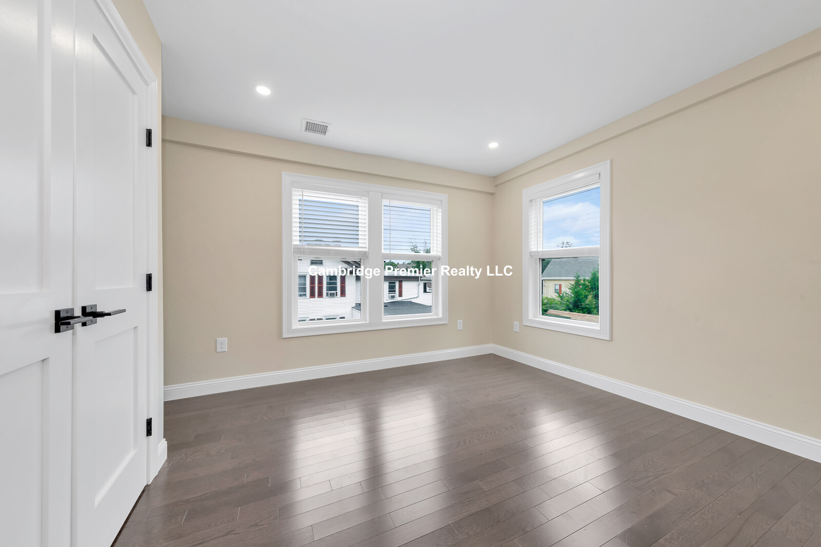 6 bed, 4+ bath apartment for rent at 73 Lexington St Unit 2, Waltham — photo 6 of 29