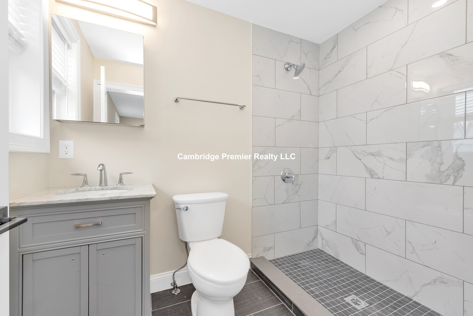 6 bed, 4+ bath apartment for rent at 73 Lexington St Unit 2, Waltham — photo 11 of 29