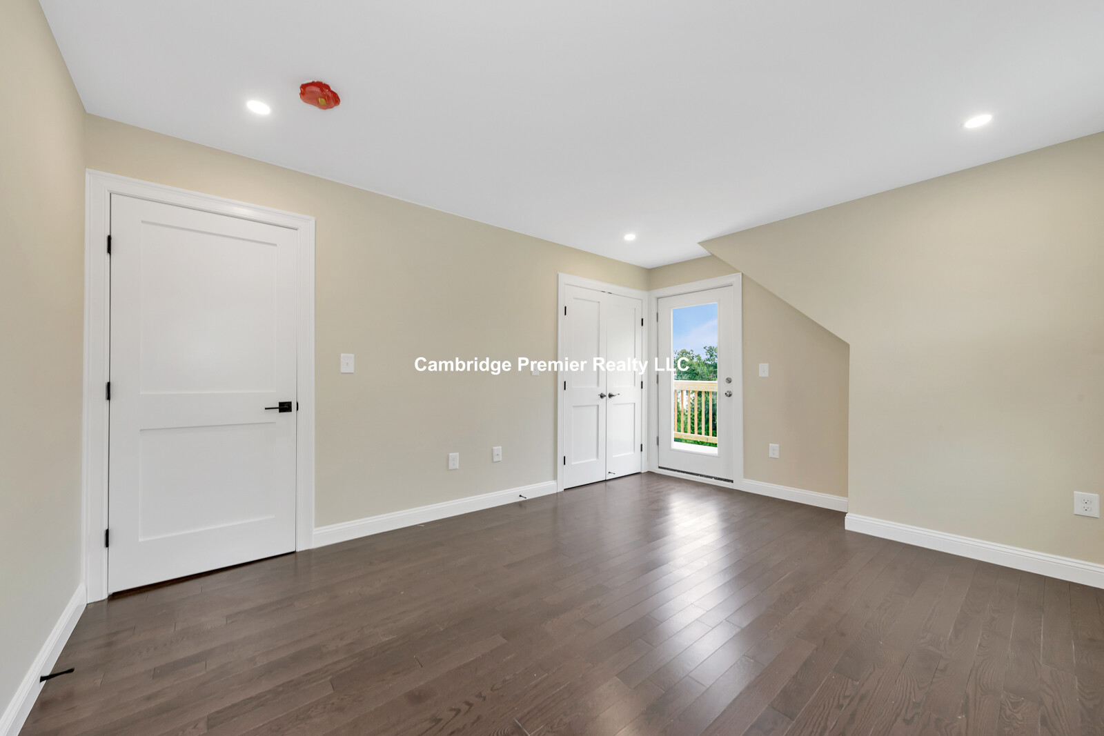 6 bed, 4+ bath apartment for rent at 73 Lexington St Unit 2, Waltham — photo 12 of 29