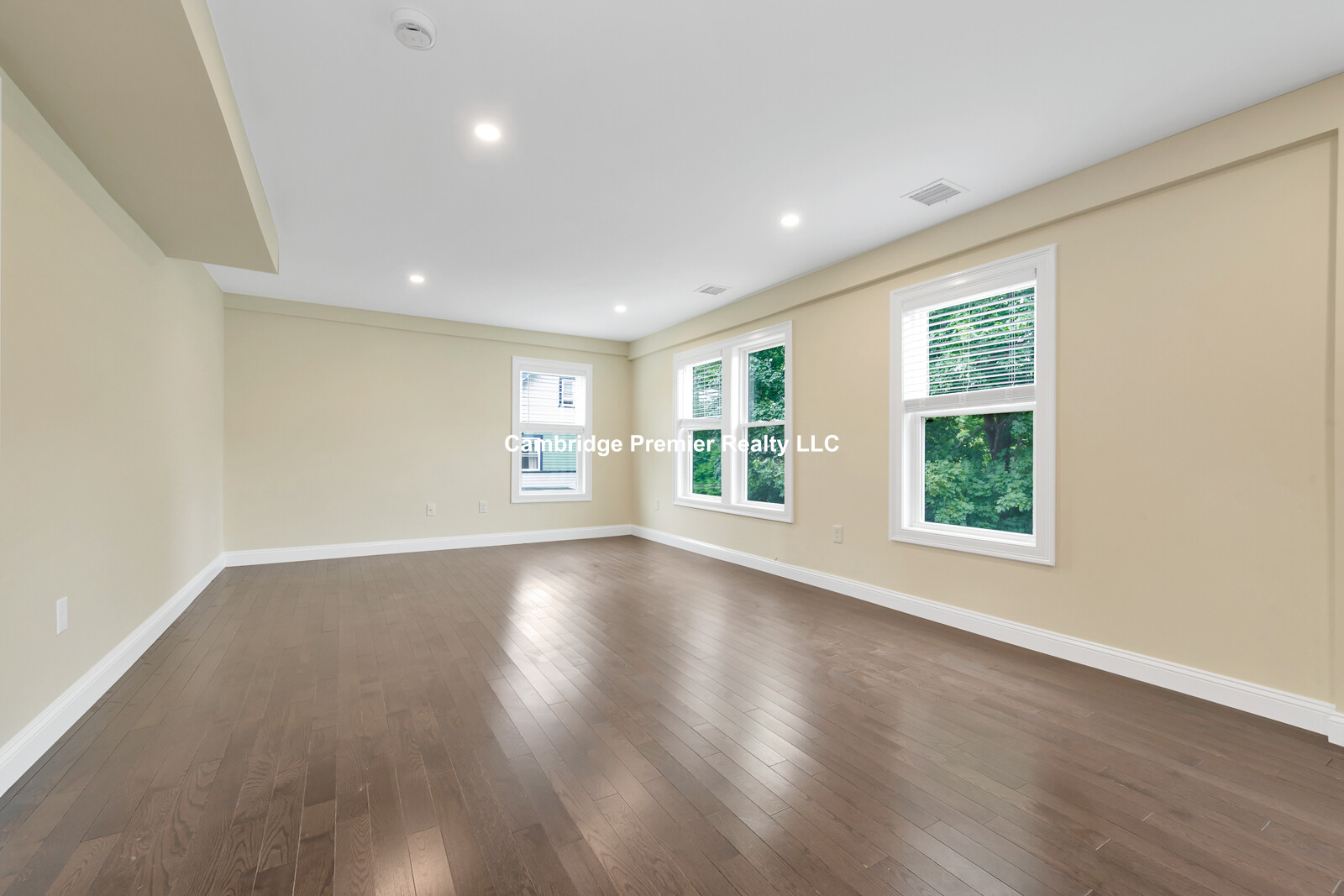6 bed, 4+ bath apartment for rent at 73 Lexington St Unit 2, Waltham — photo 20 of 29