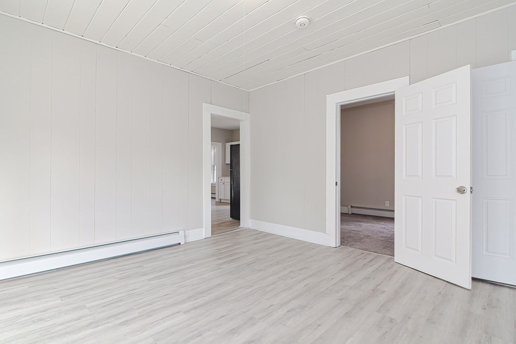 979 Dwight St, Holyoke