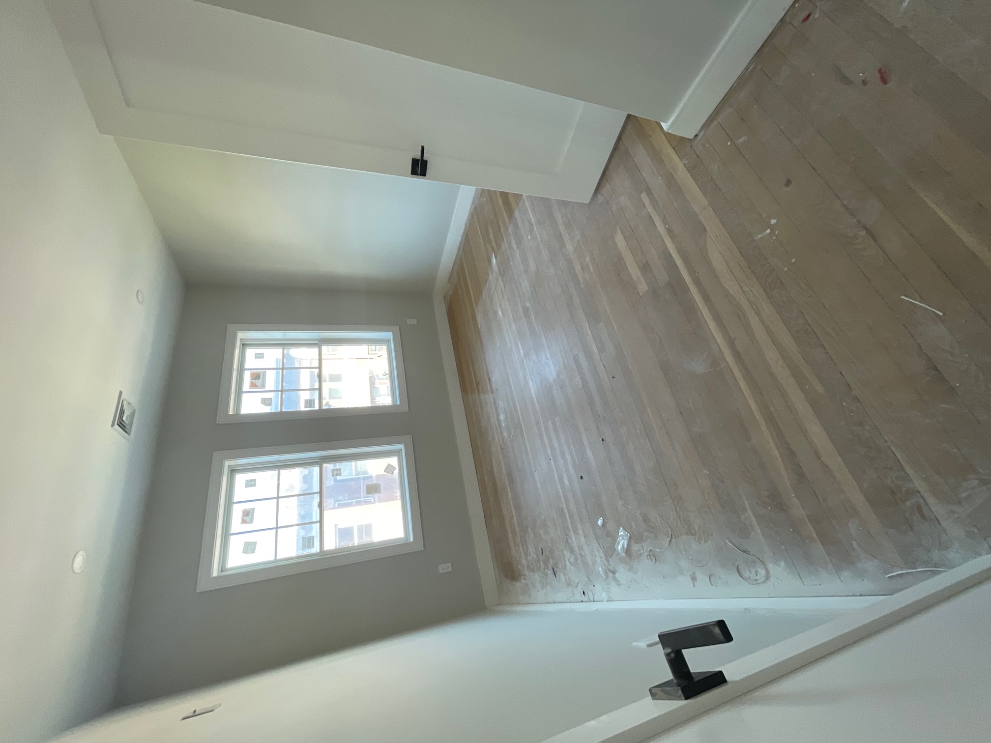 4 bed, 2 bath apartment for rent at 145 Sutherland Rd Unit 3, Brighton — photo 8 of 10