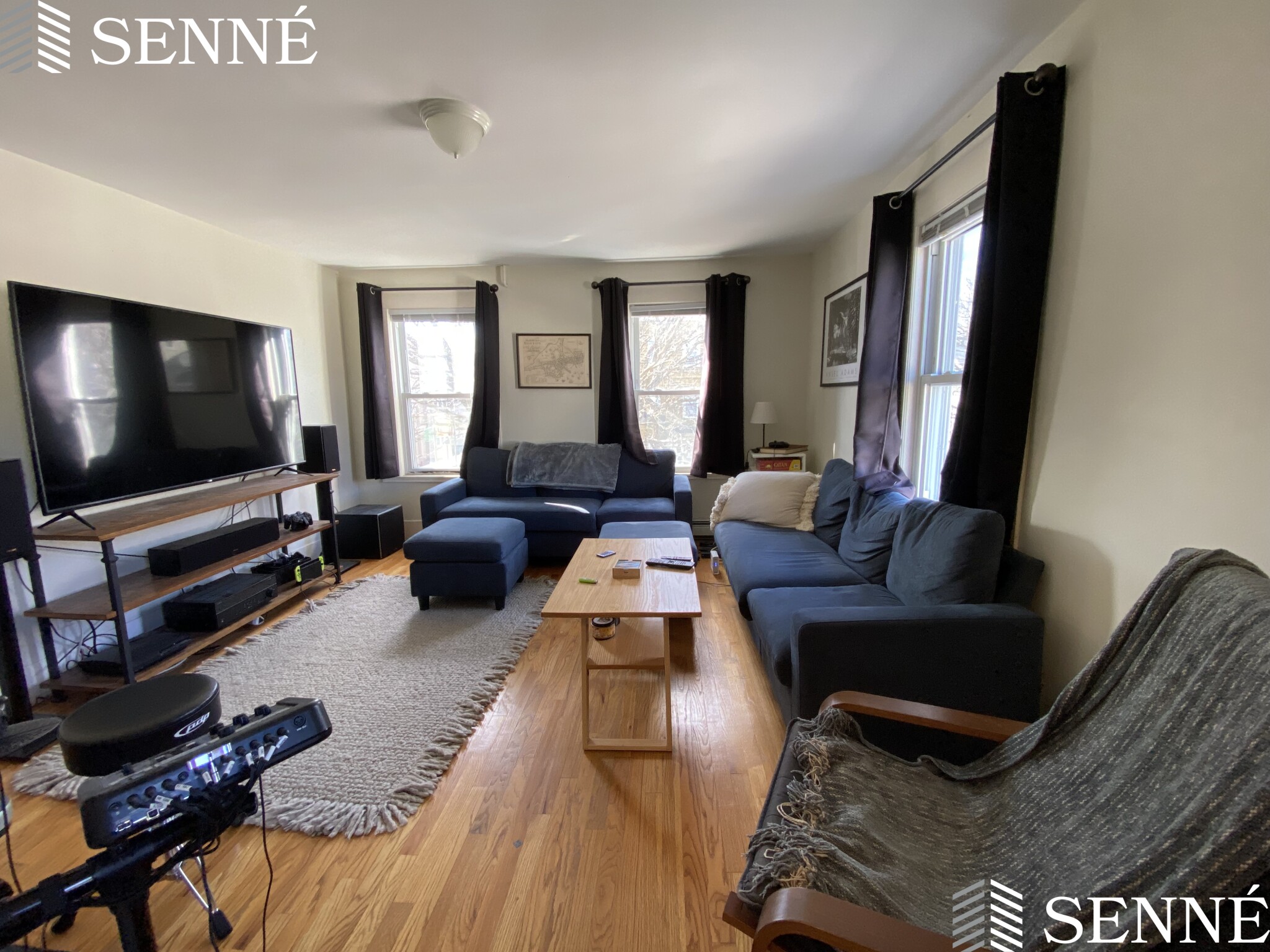 108 Columbia St, The Port