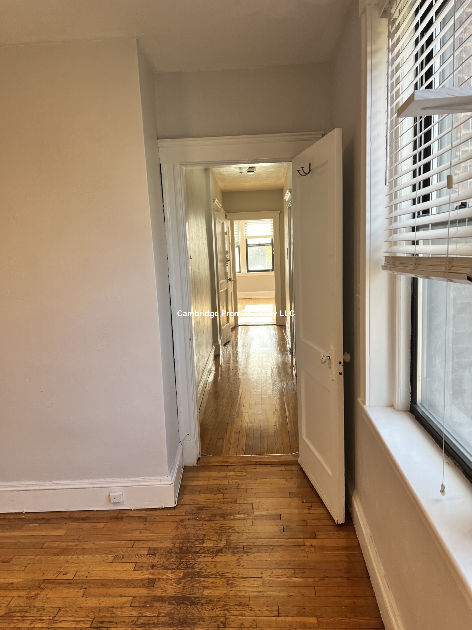 335 Harvard St, Mid-Cambridge