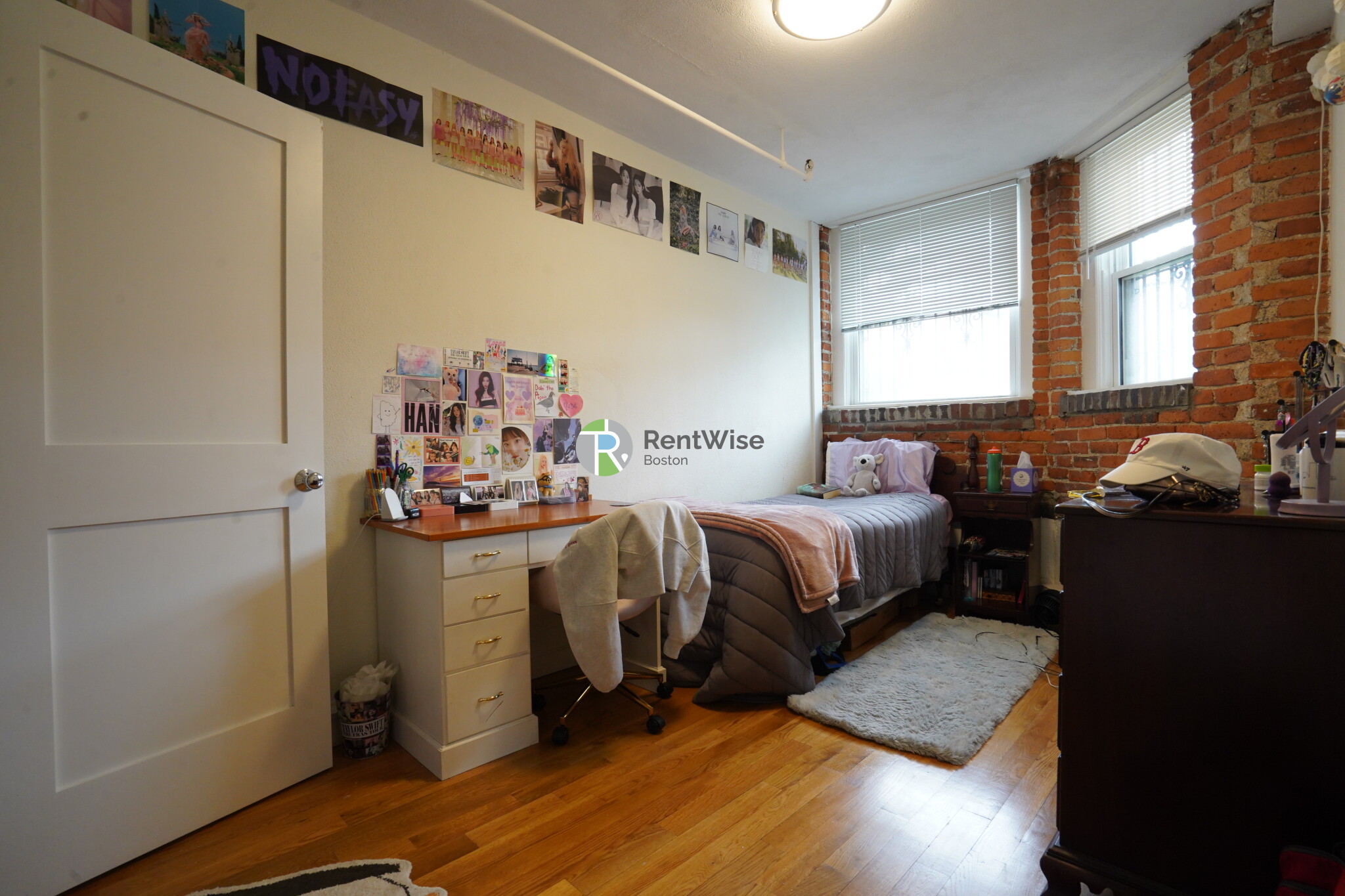 1298 Commonwealth Ave, Allston