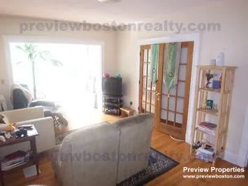 40 Chester St, Allston