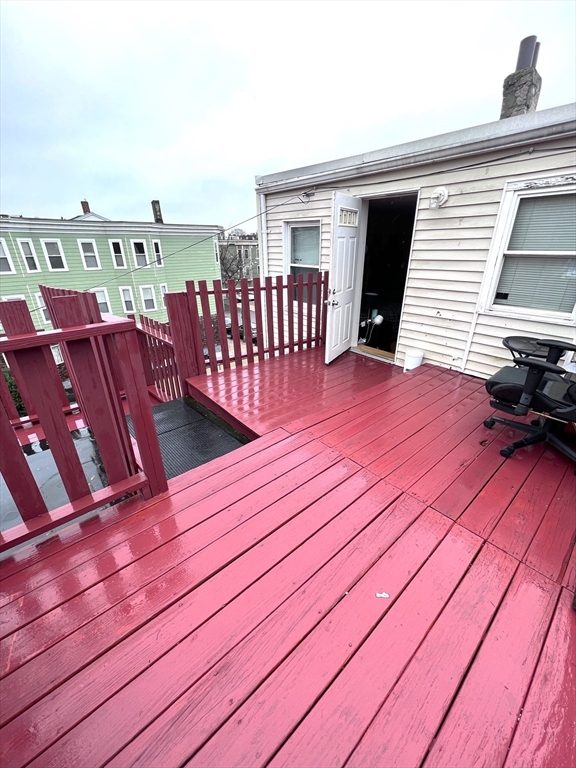 696 East 6th, Boston