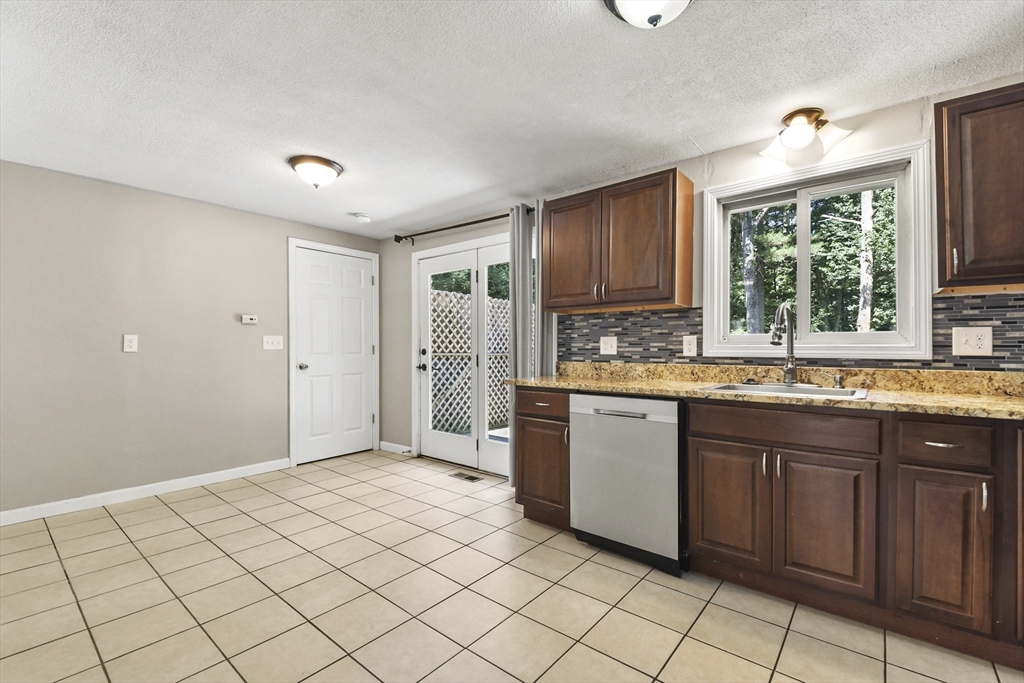 10 Lawndale Rd, Mansfield