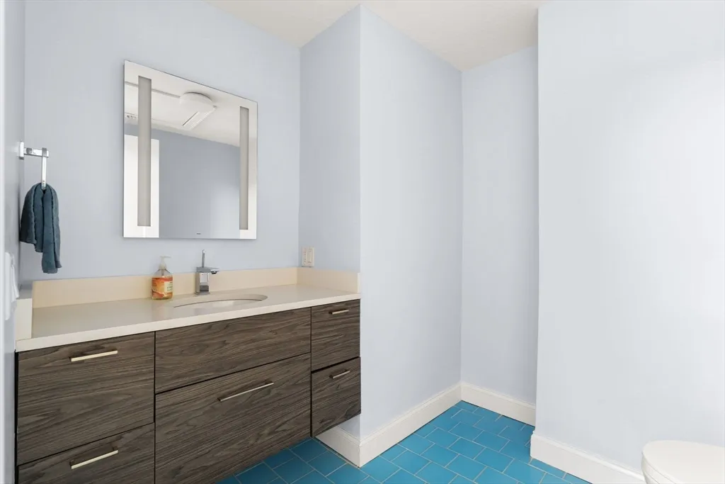 771 Harrison Ave, South End