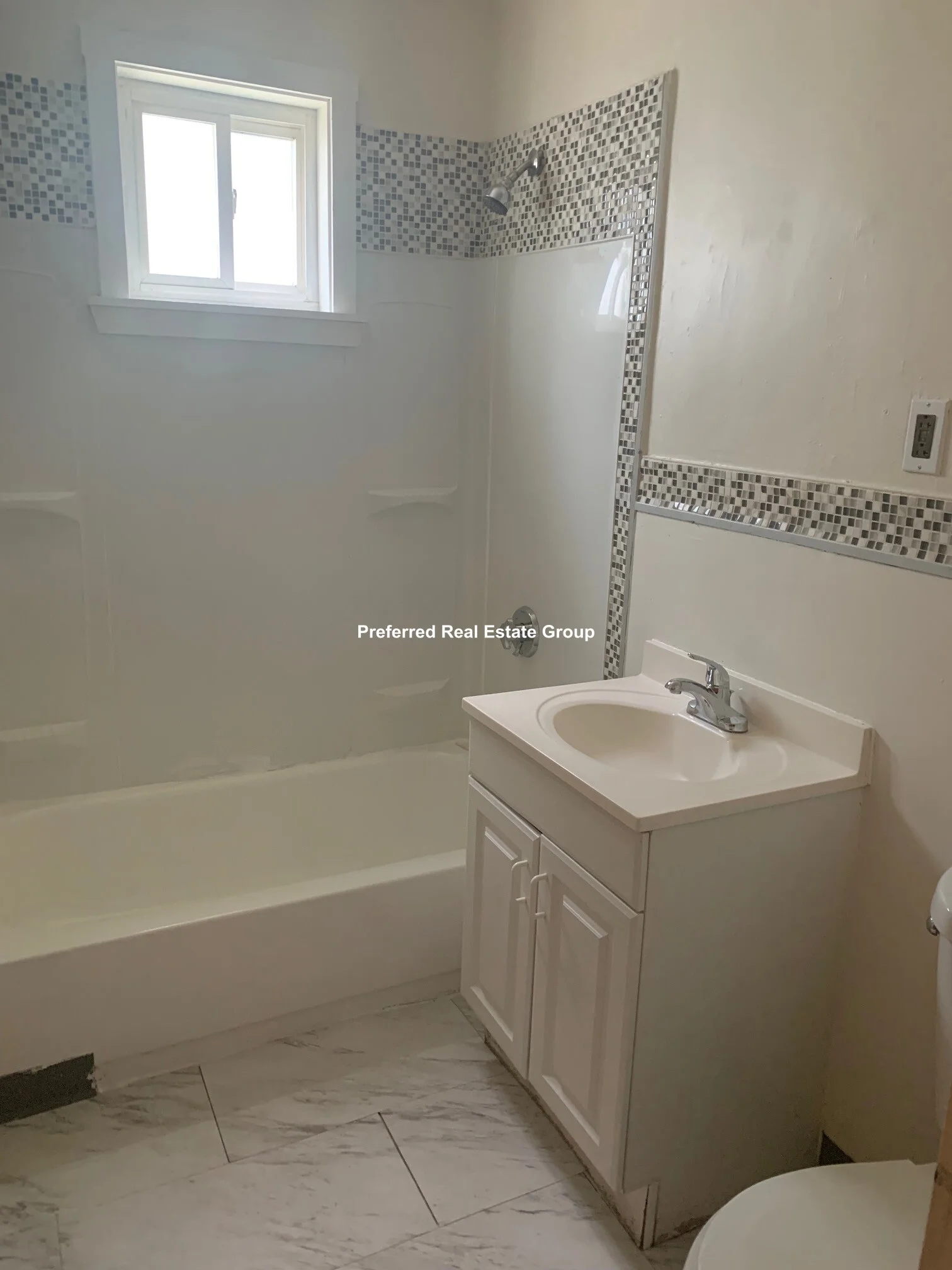 31 Dunreath St, Roxbury