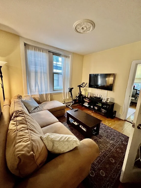 2 Pearl St, Charlestown