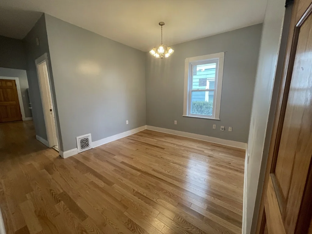 24 Litchfield St ,, Lower Allston