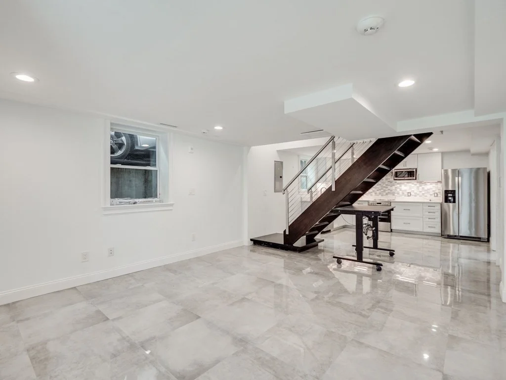 390 Medford St, Winter Hill