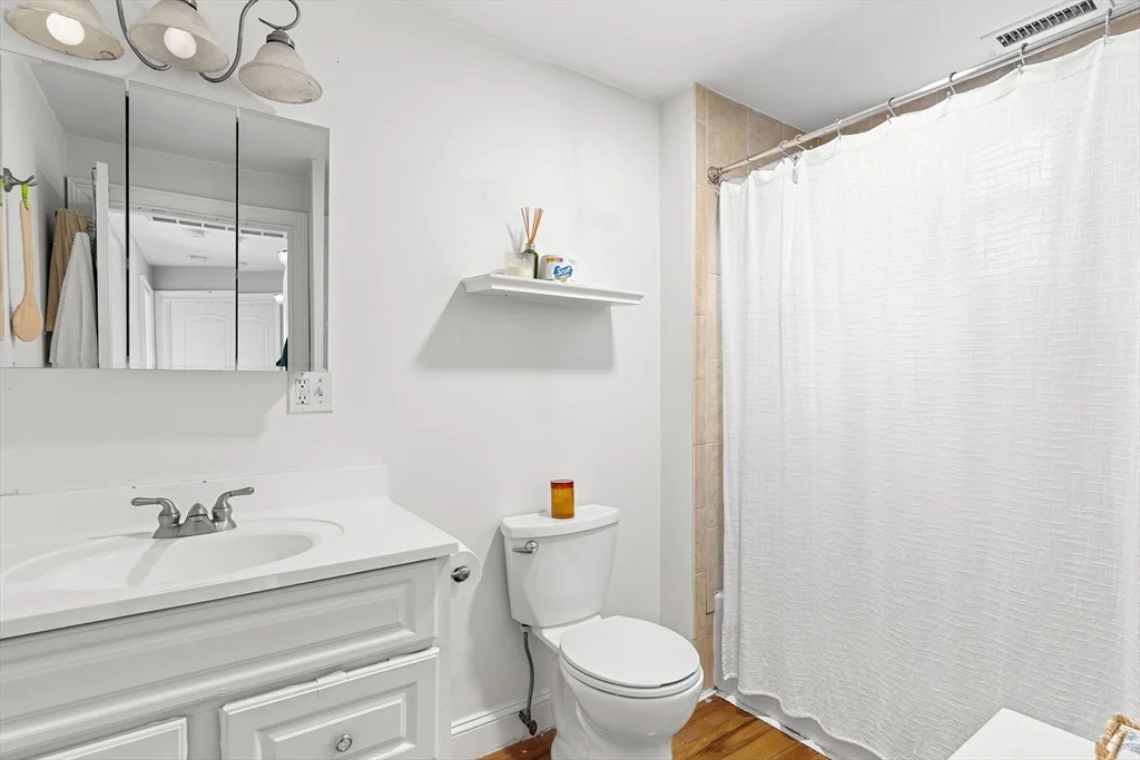 87 M St, South Boston