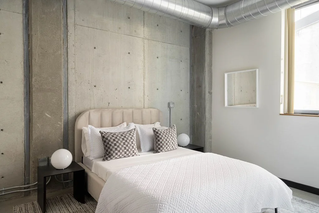 1060 Broadway, Davis Square