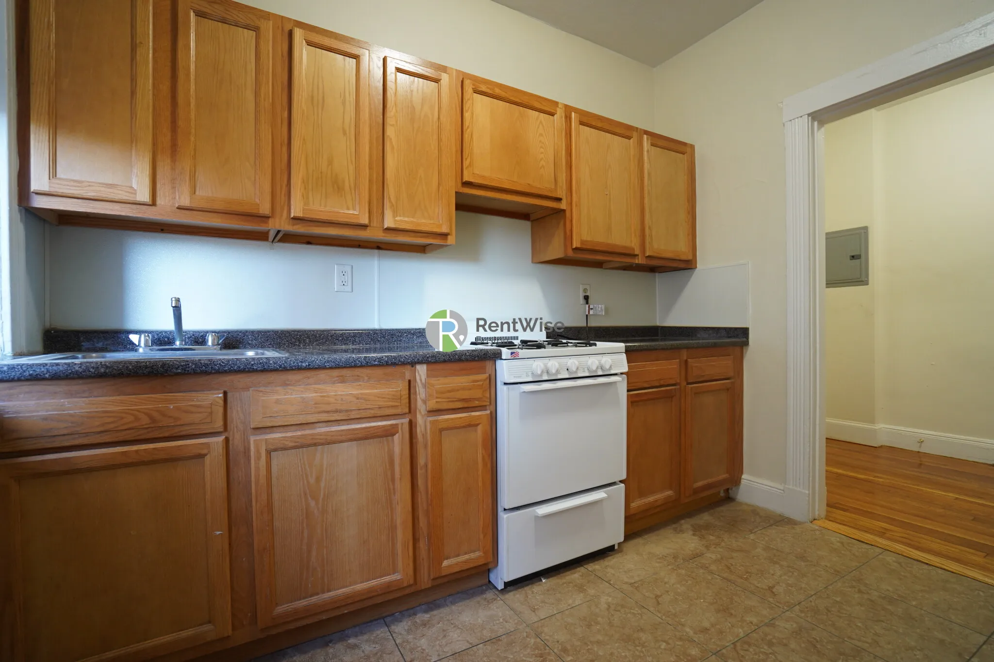 1810 Commonwealth Ave, Brighton