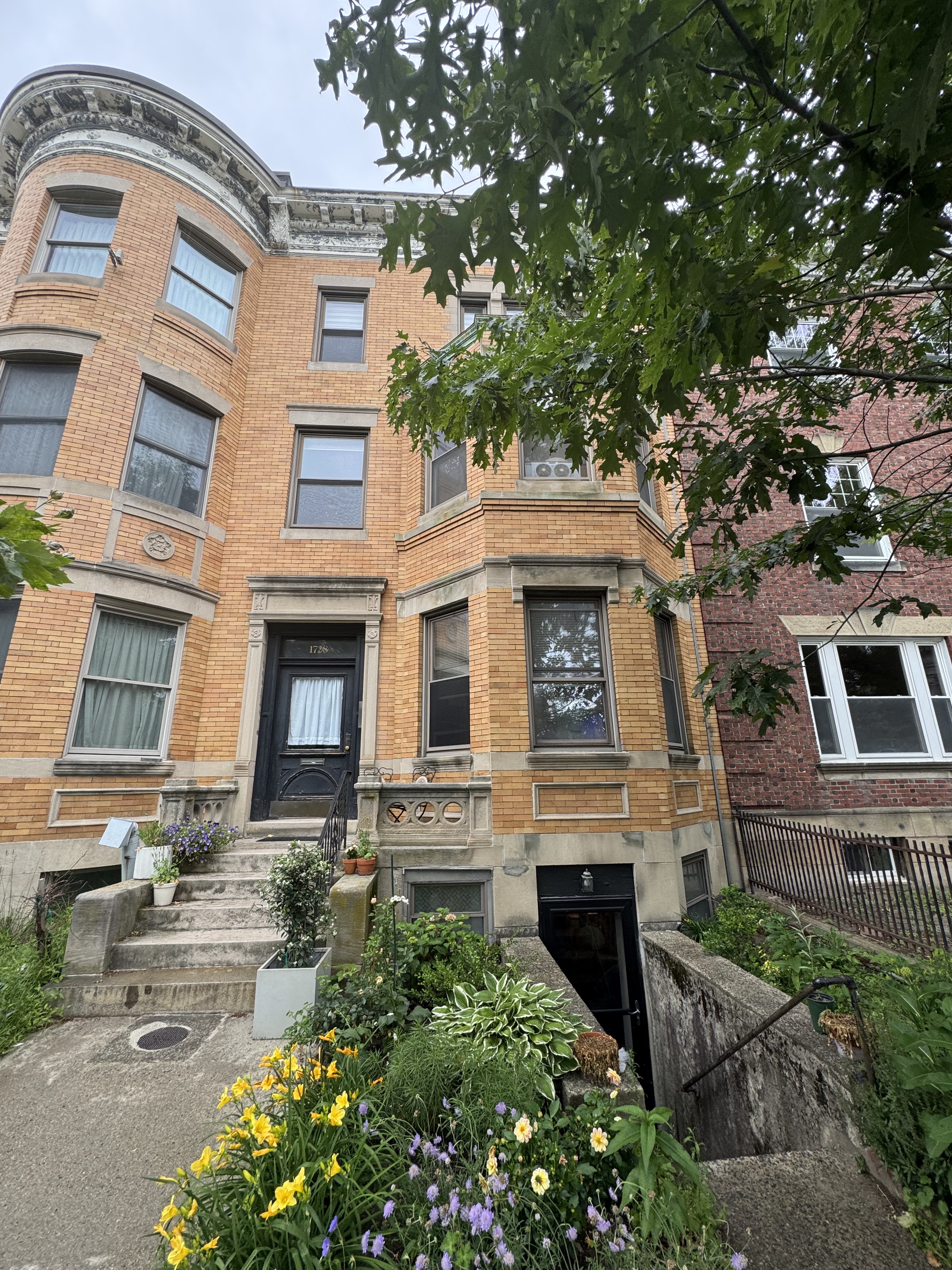 1728 Beacon St, Brookline