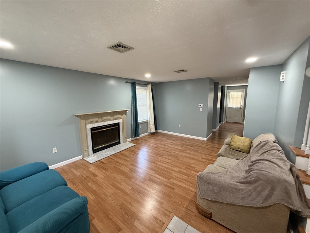 30 Cadogan Way, Nashua