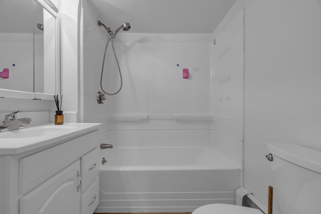 145 Chiswick Rd, Brighton