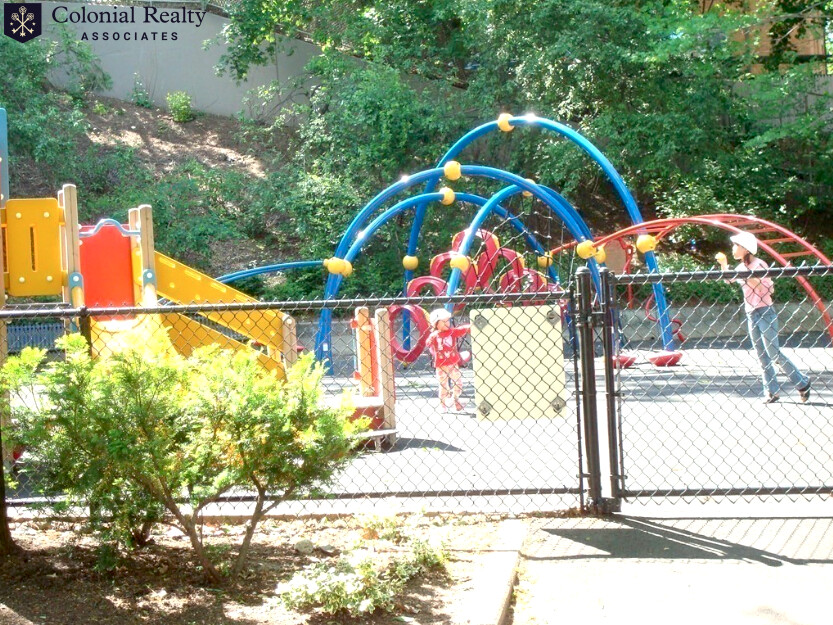 38 Juniper St, Brookline Village