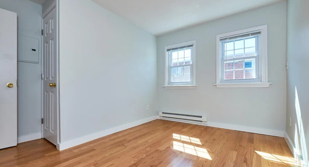 25 Moreland St, Winter Hill