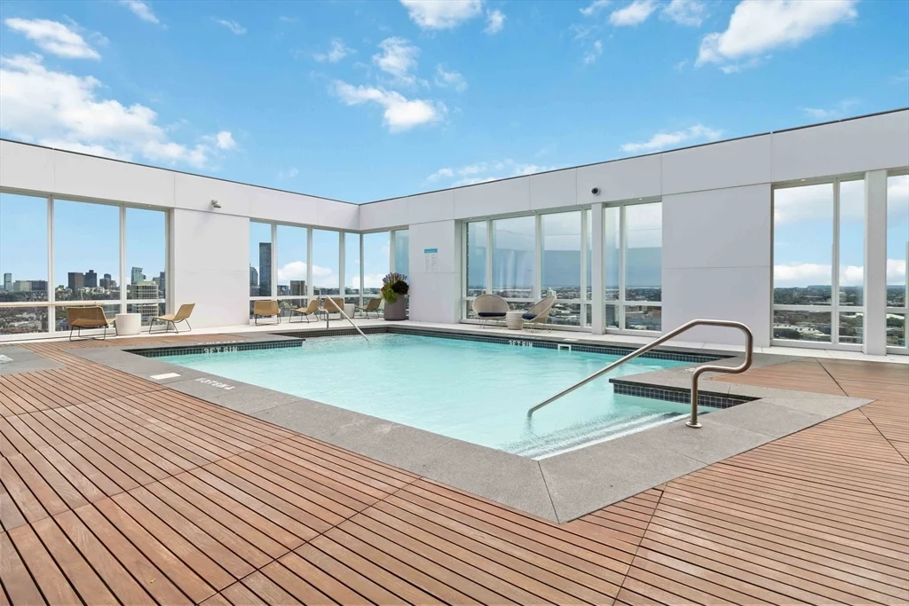 188 Brookline Ave, Fenway