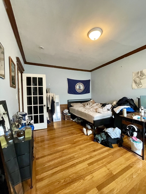 12 Greenway Ct, Coolidge Corner